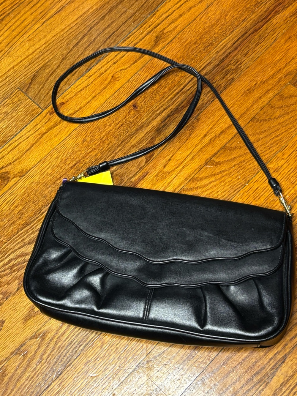 Kaela vintage multi pocket purse crossbody